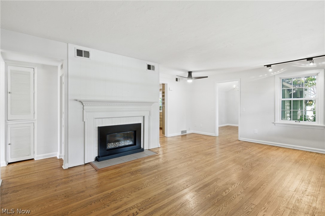 30210 Wolf Road Bay Village OH 44140