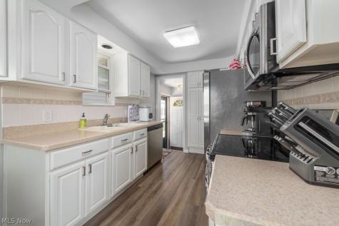 3426 Center Drive Parma OH 44134