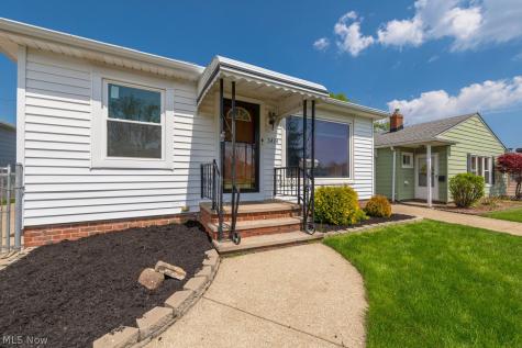 3426 Center Drive Parma OH 44134