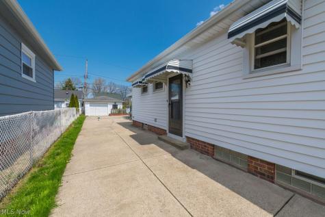 3426 Center Drive Parma OH 44134