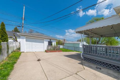 3426 Center Drive Parma OH 44134