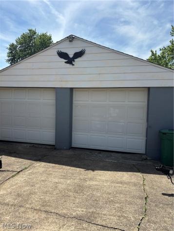 220 Baldwin Avenue Niles OH 44446