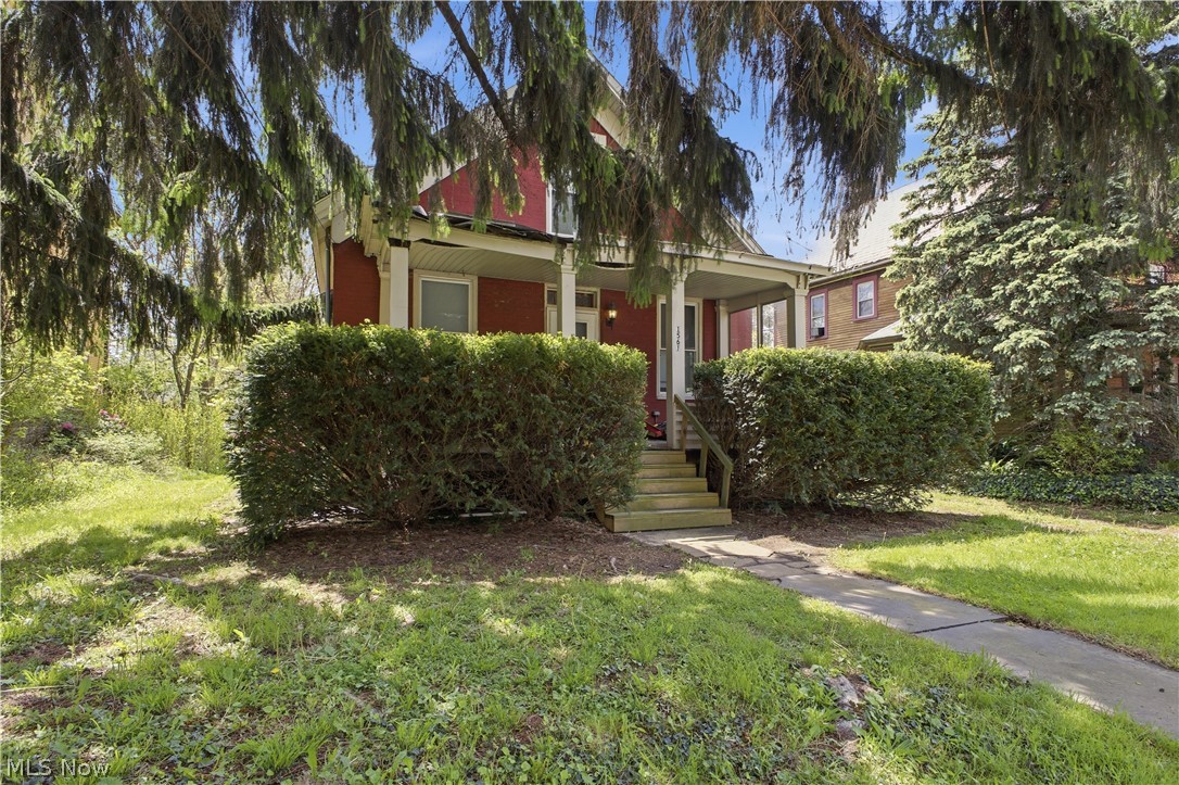 1561 E State Street Salem OH 44460