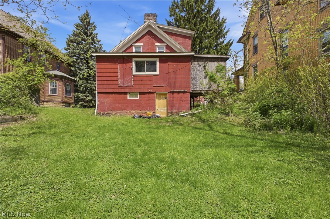 1561 E State Street Salem OH 44460