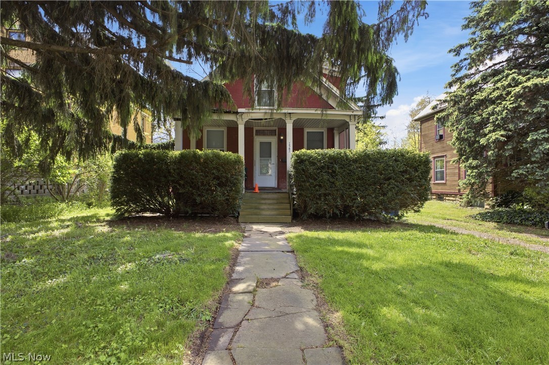 1561 E State Street Salem OH 44460