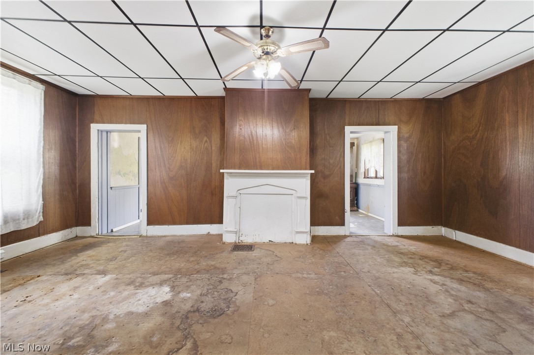 1561 E State Street Salem OH 44460