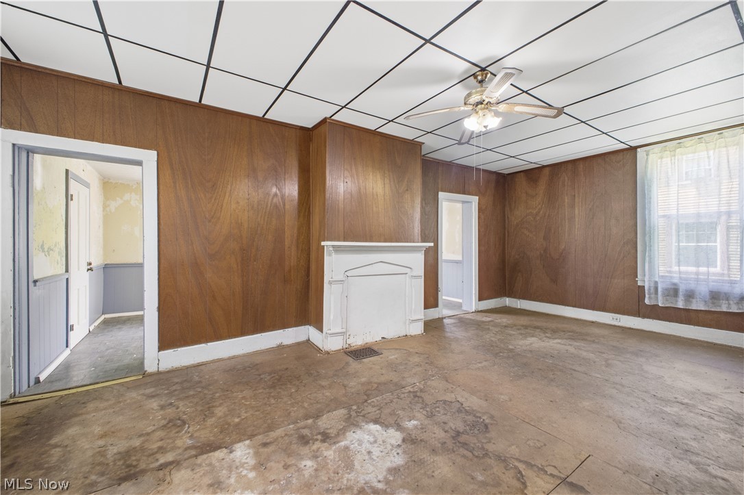 1561 E State Street Salem OH 44460