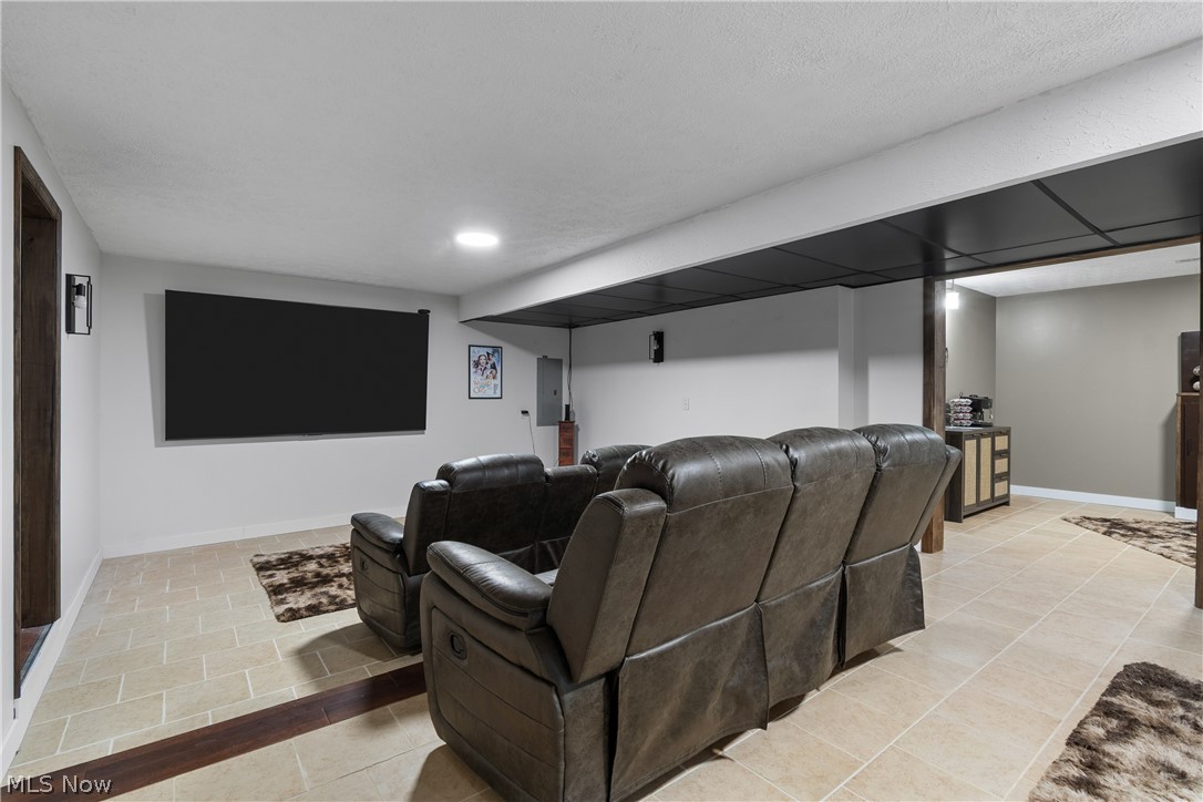 5247 Birchmont Avenue SW Canton OH 44706