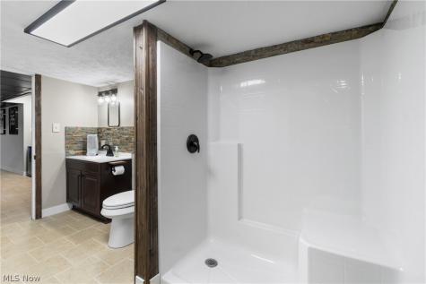 5247 Birchmont Avenue SW Canton OH 44706