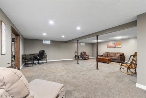 5247 Birchmont Avenue SW Canton OH 44706