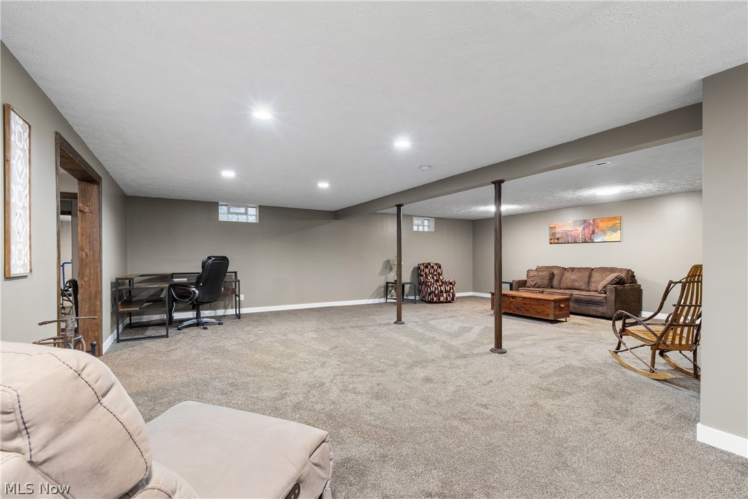 5247 Birchmont Avenue SW Canton OH 44706