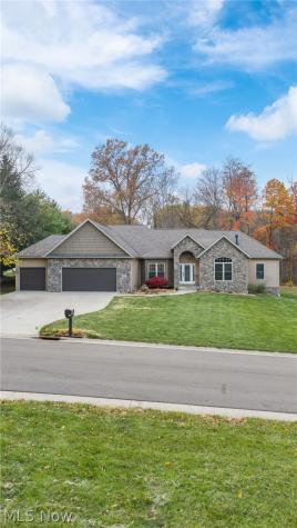 5247 Birchmont Avenue SW Canton OH 44706
