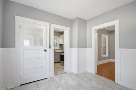 3818 Woodbridge Avenue Cleveland OH 44109