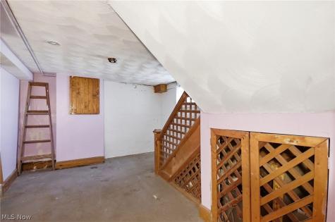 3818 Woodbridge Avenue Cleveland OH 44109