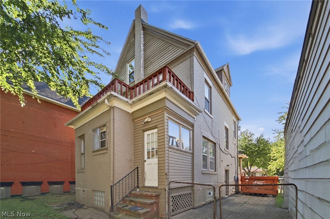 3818 Woodbridge Avenue Cleveland OH 44109