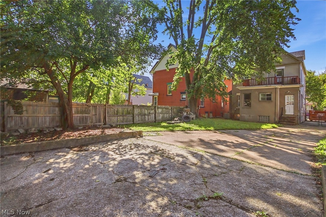 3818 Woodbridge Avenue Cleveland OH 44109