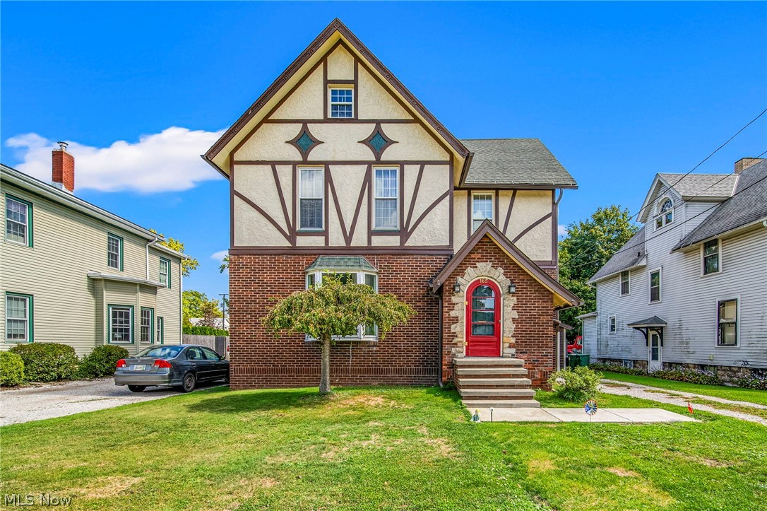 165 S Eagle Street Geneva OH 44041