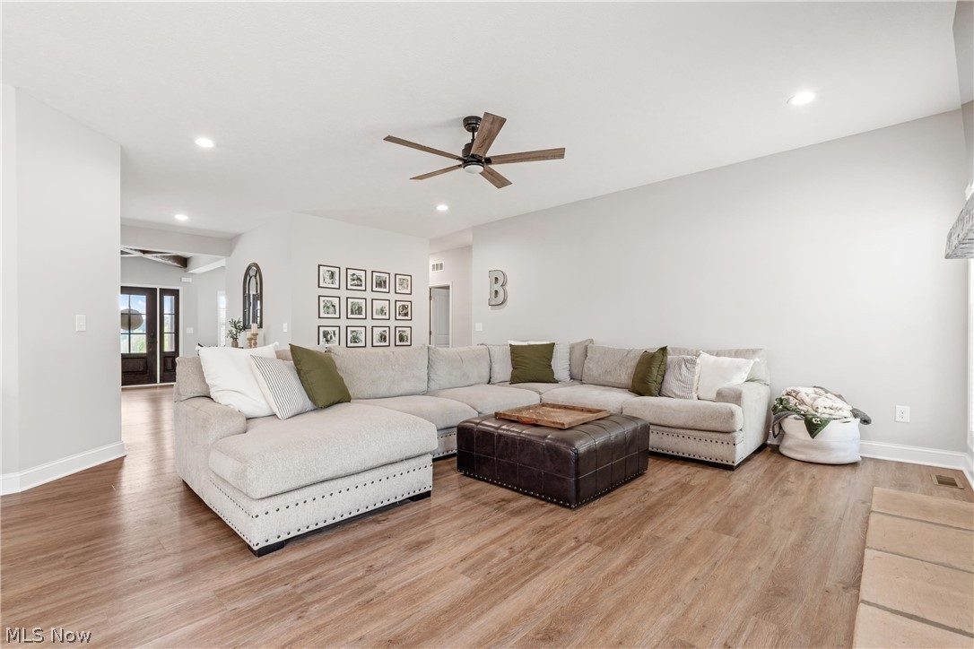 13271 Cooperrider Road SE Glenford OH 43739