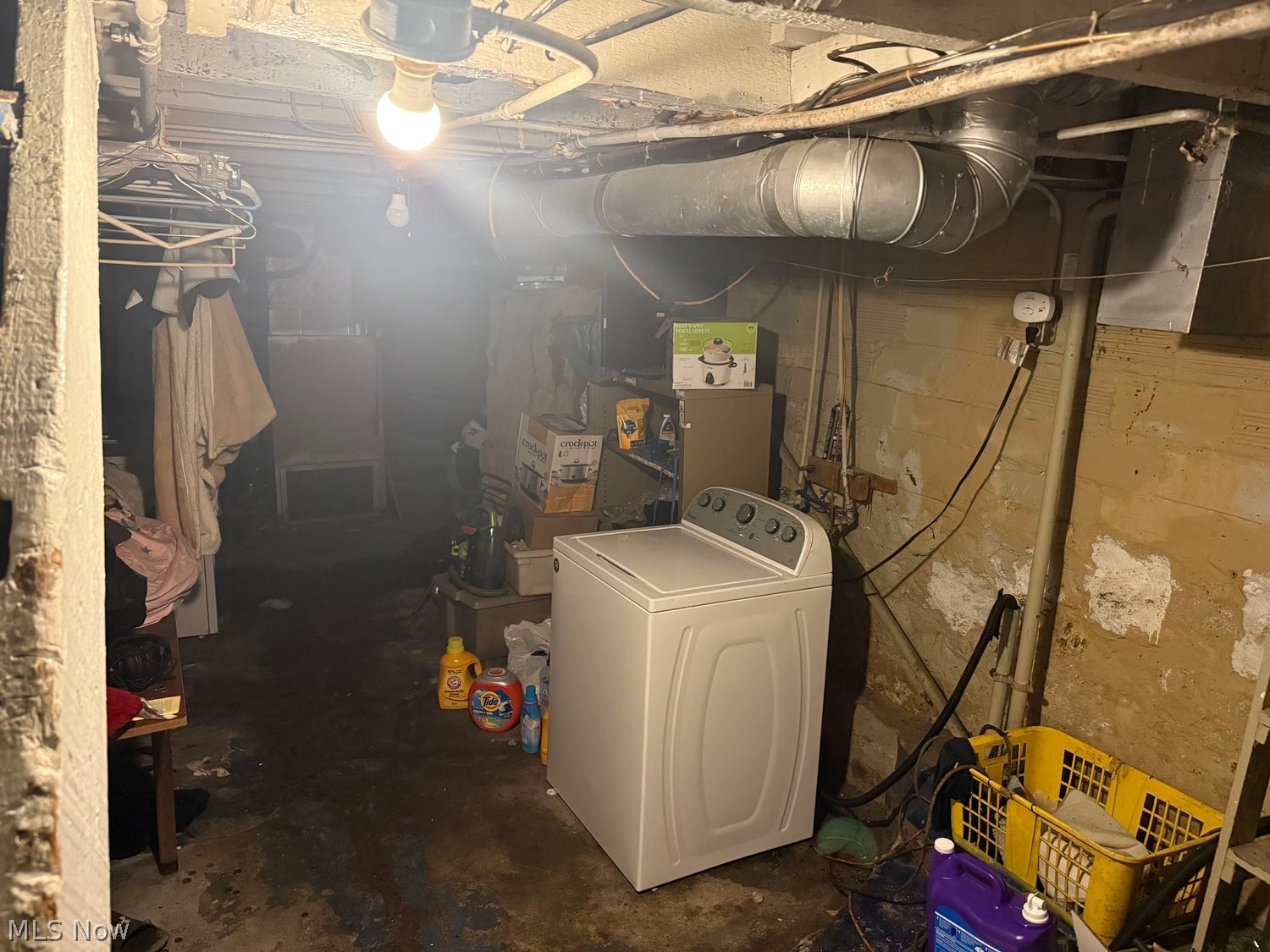 2713 Woodbridge Avenue Cleveland OH 44109