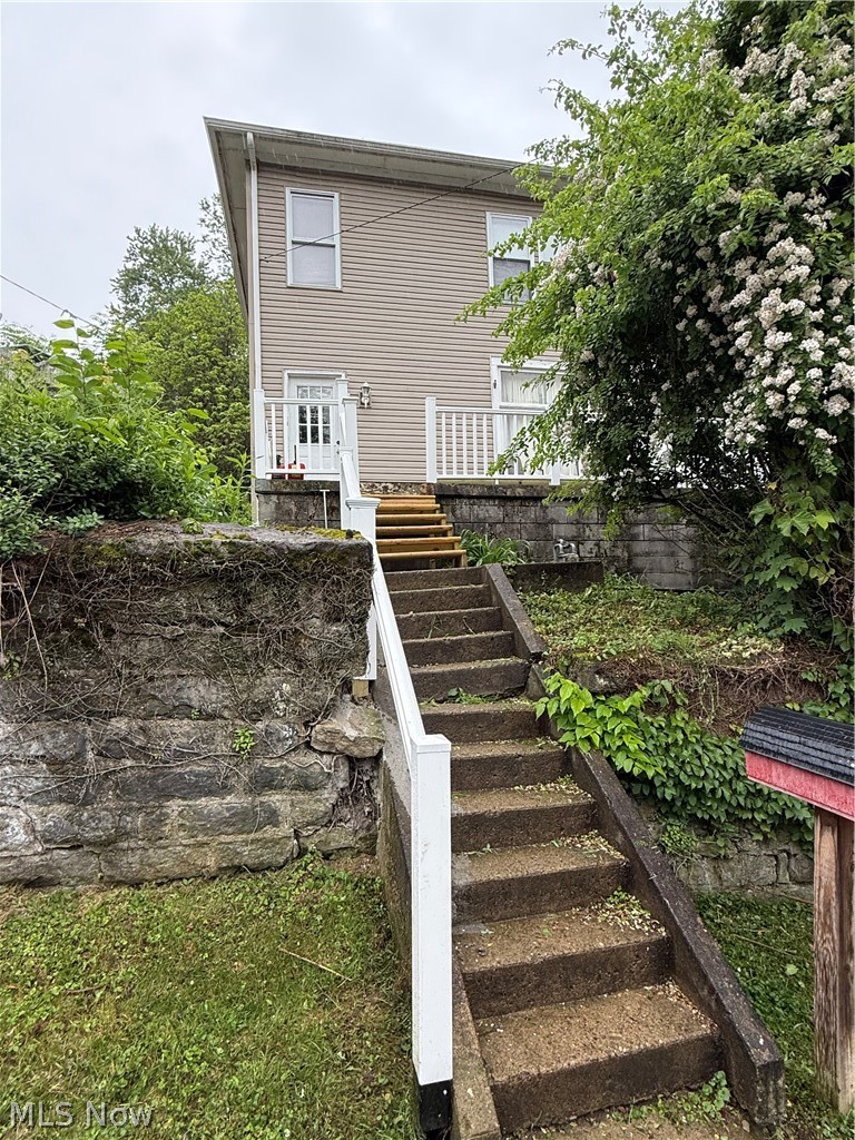 740 Minerva Street East Liverpool OH 43920