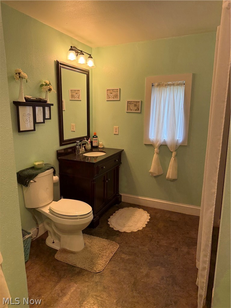 740 Minerva Street East Liverpool OH 43920