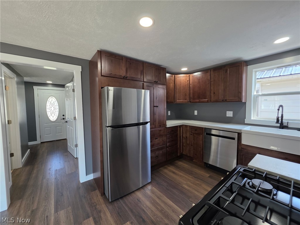 24 E Main Street Newton Falls OH 44444