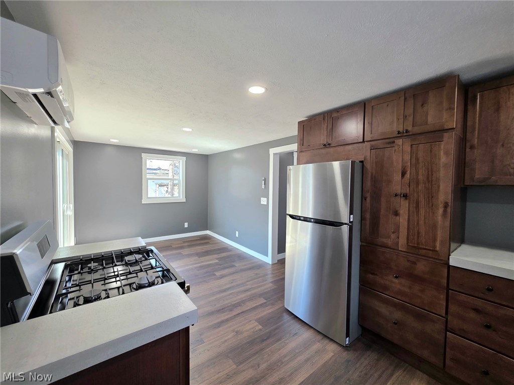 24 E Main Street Newton Falls OH 44444