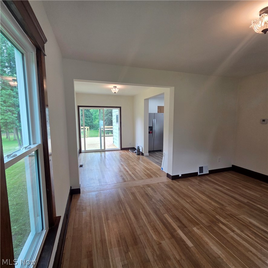 9964 E River Road Elyria OH 44035
