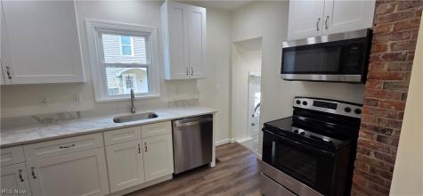 9964 E River Road Elyria OH 44035