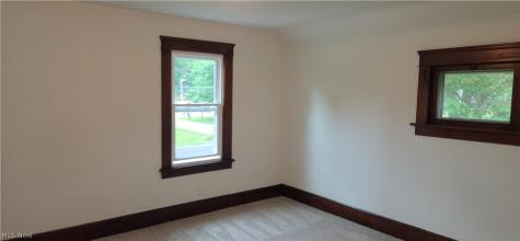 9964 E River Road Elyria OH 44035