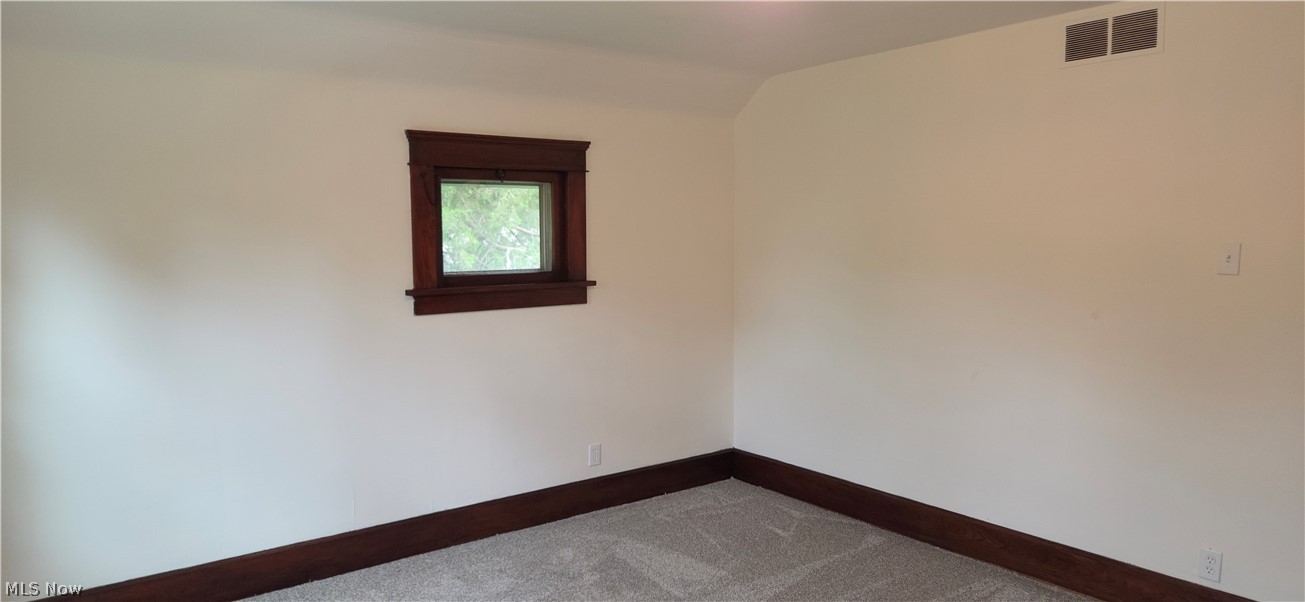 9964 E River Road Elyria OH 44035