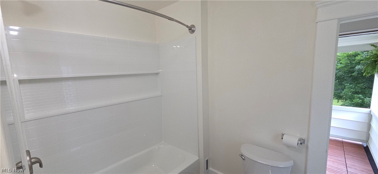 9964 E River Road Elyria OH 44035