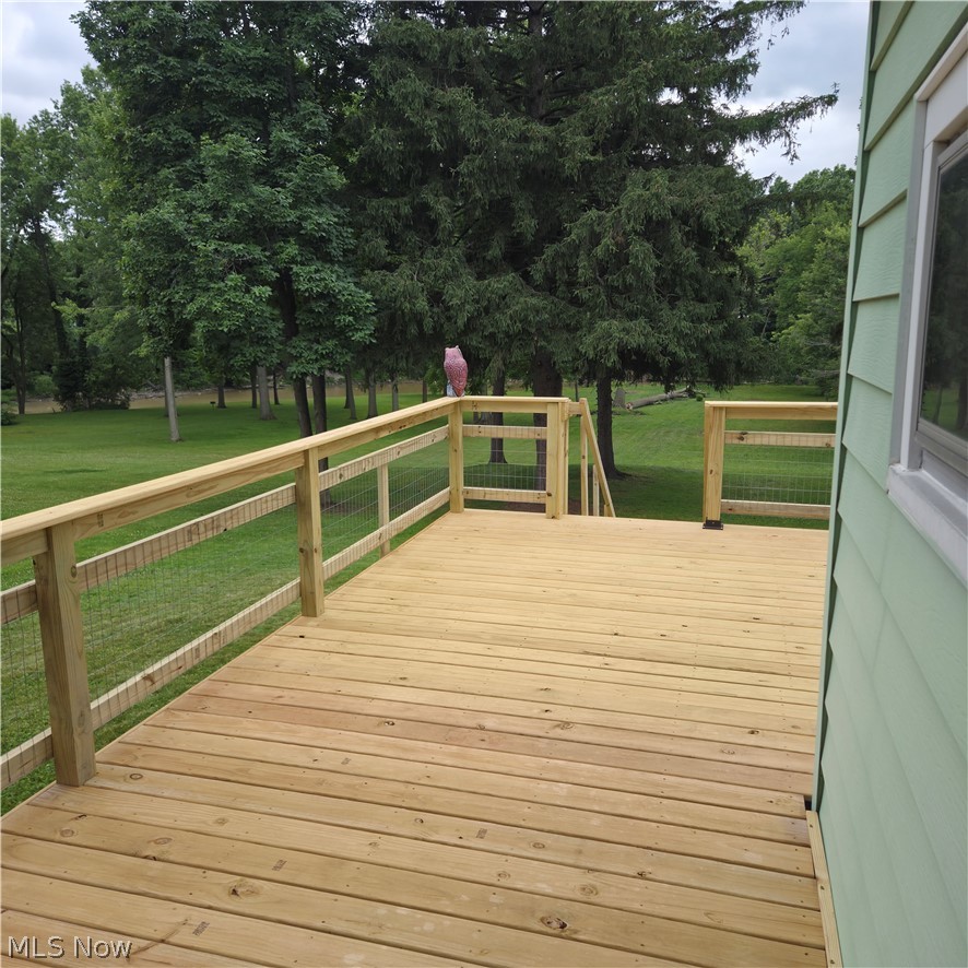9964 E River Road Elyria OH 44035