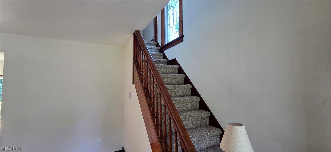 9964 E River Road Elyria OH 44035