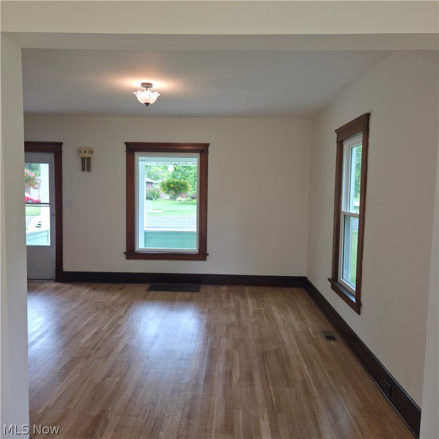 9964 E River Road Elyria OH 44035