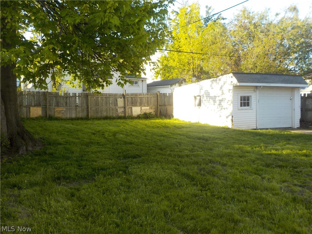 3912 Oak Park Avenue Cleveland OH 44109