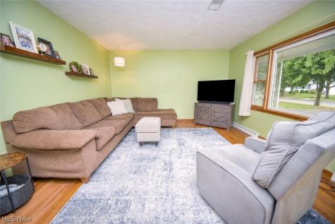 40 Lasalle Street Medina OH 44256