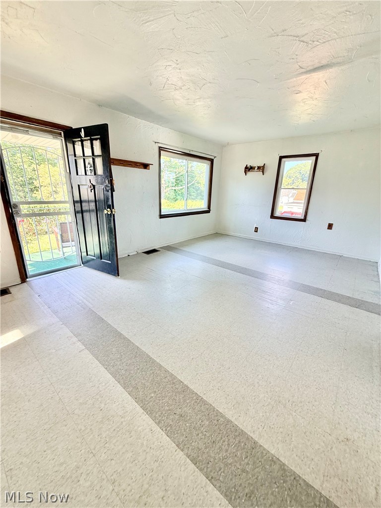 934 Buena Vista Boulevard Steubenville OH 43952