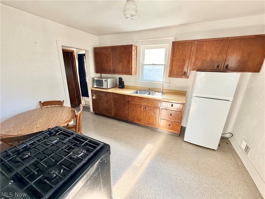 934 Buena Vista Boulevard Steubenville OH 43952