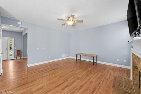 828 Theora Drive Brunswick OH 44212