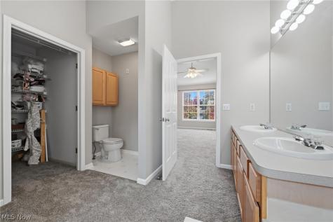 828 Theora Drive Brunswick OH 44212