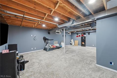 828 Theora Drive Brunswick OH 44212