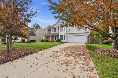 828 Theora Drive Brunswick OH 44212