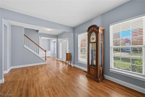 828 Theora Drive Brunswick OH 44212