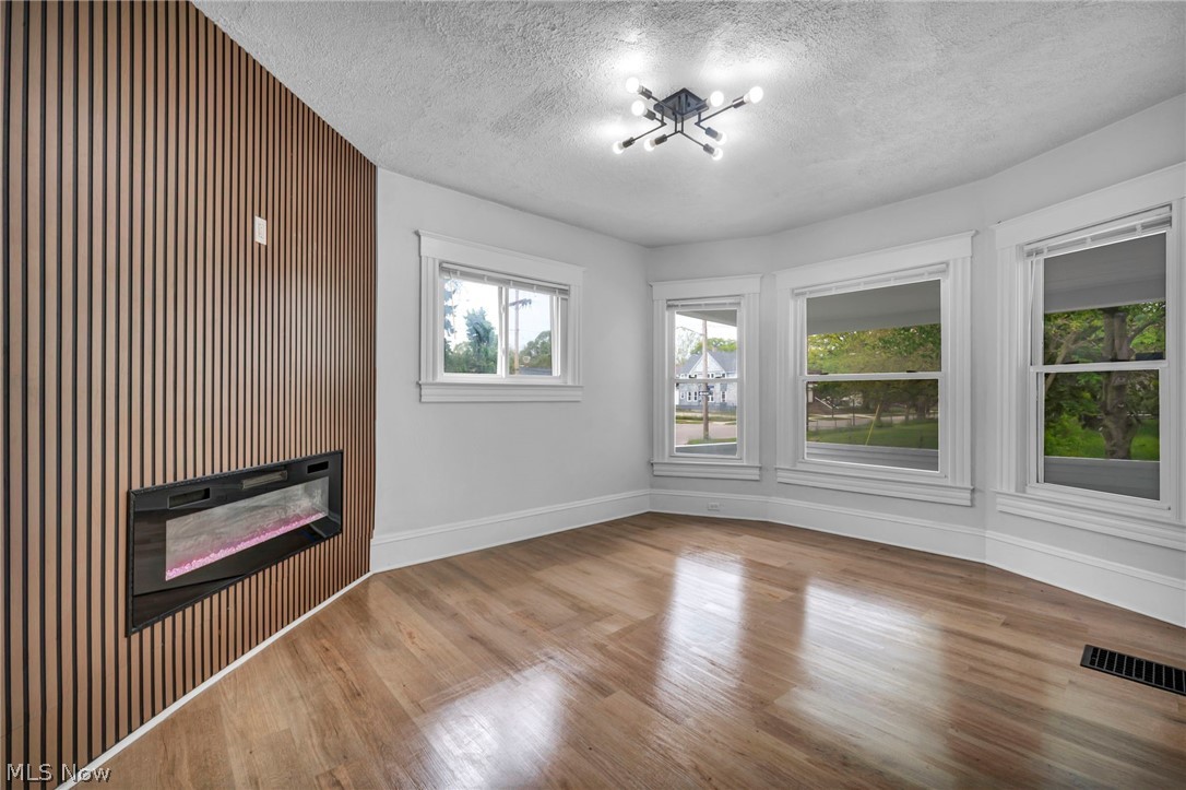 7106 Lawnview Avenue Cleveland OH 44103