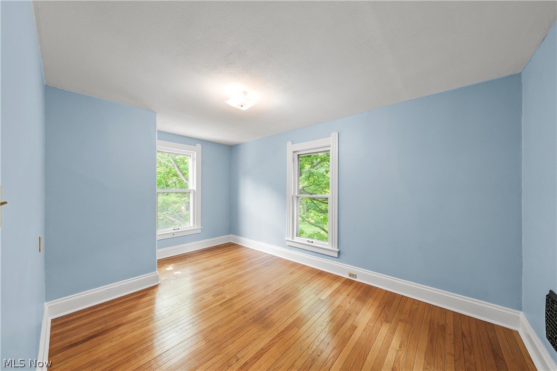 83 S Cedar Street Oberlin OH 44074