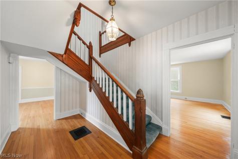83 S Cedar Street Oberlin OH 44074