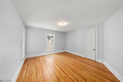 83 S Cedar Street Oberlin OH 44074