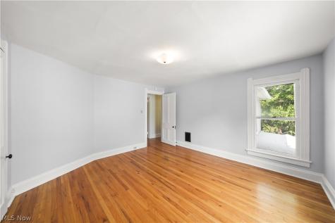 83 S Cedar Street Oberlin OH 44074
