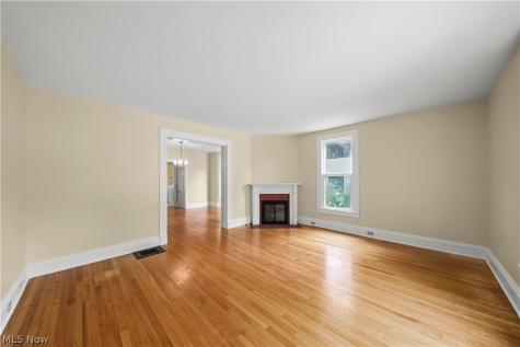 83 S Cedar Street Oberlin OH 44074